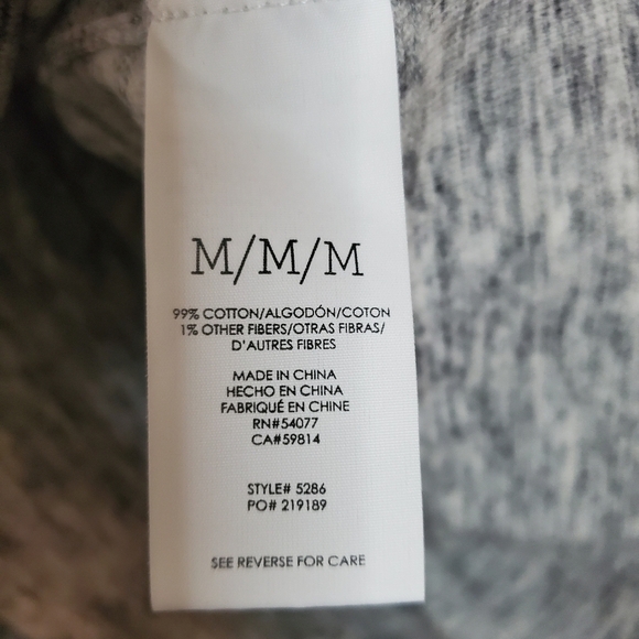 Cabi Heathered Grey 4 Button Cardigan size medium - Picture 9 of 13